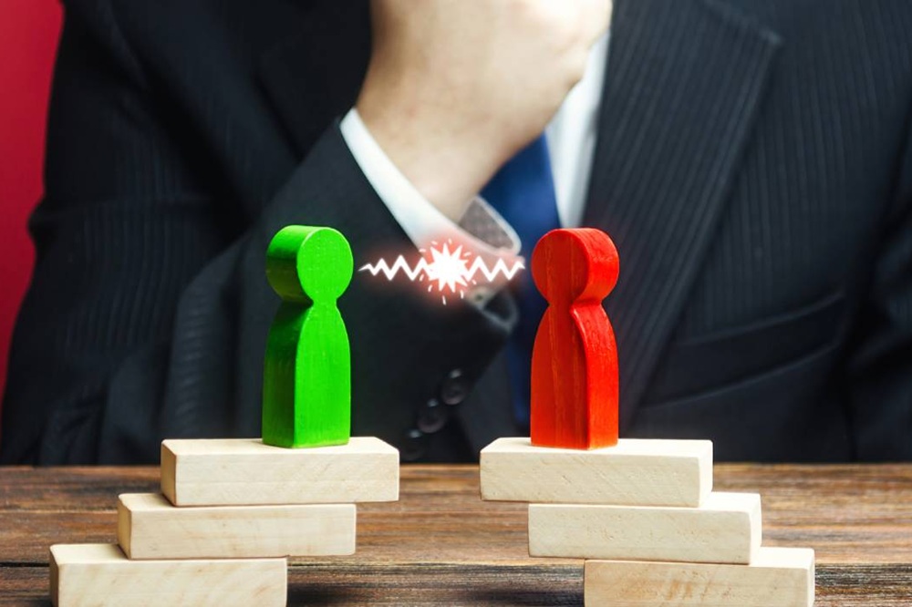 Stakeholder Engagement vs Risk: EFPIA & IFPMA Compliance